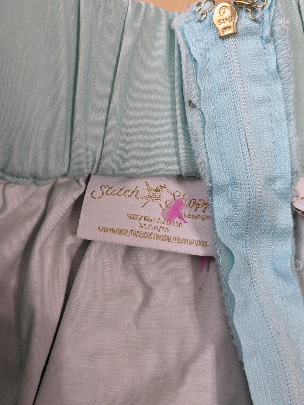 EUC! Loungefly Stitch Shoppe Bambi Skirt Size XL - Picture 11 of 16